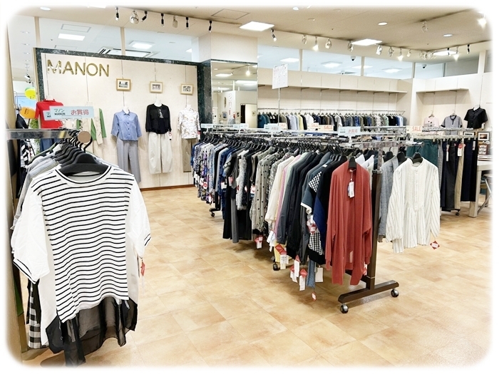 アルプラザ醍醐2階MANONマノンの店内売り場