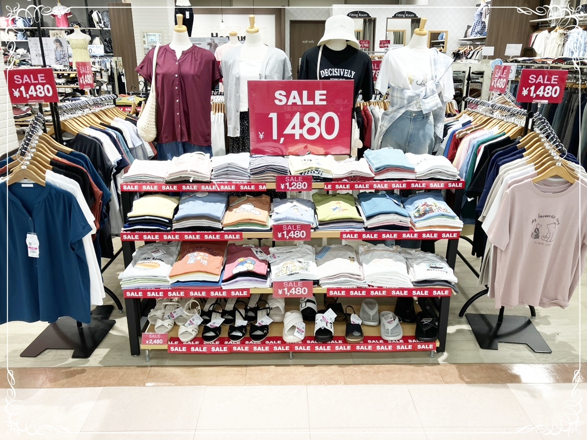 Honeys セール売場 1480円アイテム